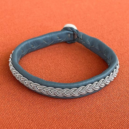 Tenntrådsarmband i gruppen Samiska armband hos Handfaste (4307r)