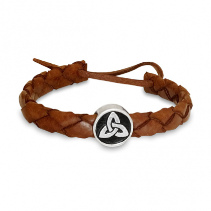 Lderarmband Triquetra brun i gruppen  Accessoarer  / Smyckesarmband hos Handfaste (4327)