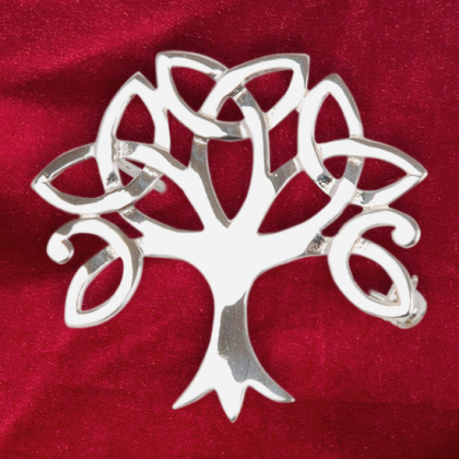 Brosch  Världsträdet i gruppen Smycken / Broscher och pins hos Handfaste (4601)