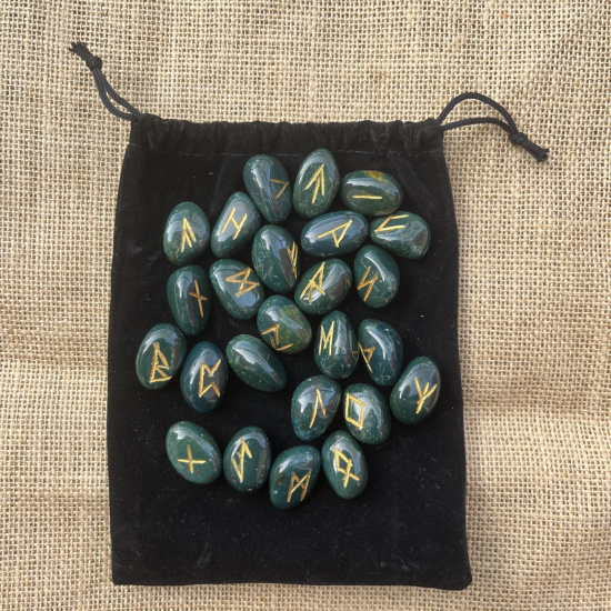 Sp�runor av blodsten