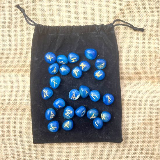 Blue onyx runes