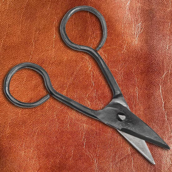 Small scissors